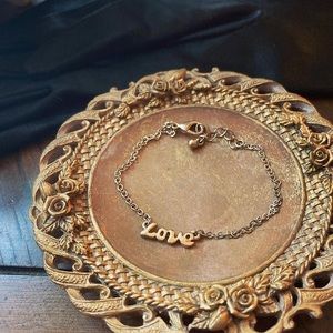 Love-ly Gold Chain Bracelet